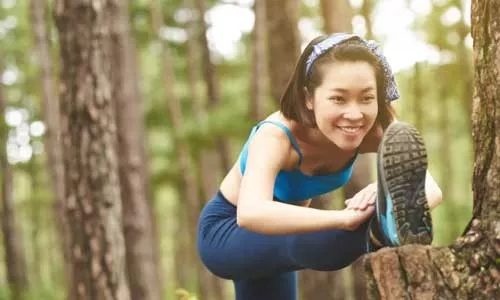 UCHealth Today - Addressing common knee injuries: Stretch and strengthening.