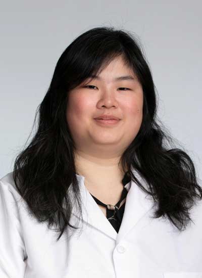 Photo of Lucia Chen, MD