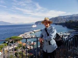 Yetz on a balcony in Italy.