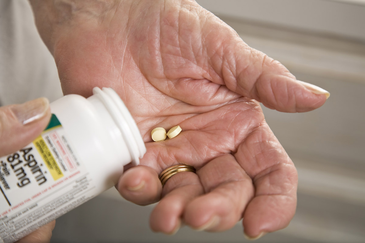 Aspirin should you take it daily or not? UCHealth Today