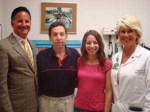 Hillary Yaffe with her dad and their transplant surgeons, Dr. James Pomposelli and Dr. Elizabeth Pomfret.