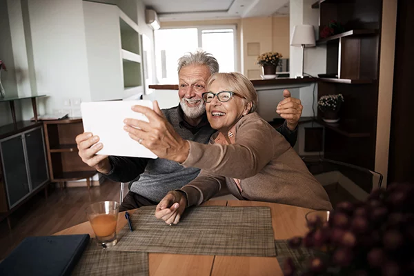 helping older adults to use video calling