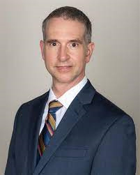 Dr. Chris Oliver, head and neck surgical oncology specialist with UCHealth Highlands Ranch Hospital.