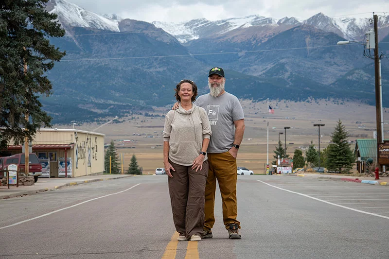 Loree Lund and her husband, Chris Lund, in Westcliffe, Colorado. Loree was part of Willie's search for a kidney donor. Photo by Chuck Bigger, for UCHealth.