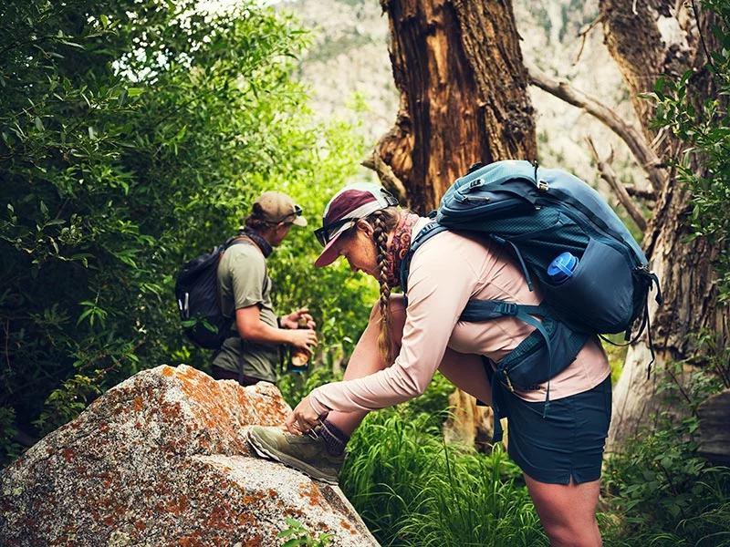 When Sarah tried her favorite sports after specialized frostbite treatments, she protected her toes by wearing socks with her rock-climbing shoes and using heated socks when she went snowboarding. Sarah and Kendall returned to hiking in the Collegiate Range last summer. Photo by Willie Petersen, for UCHealth