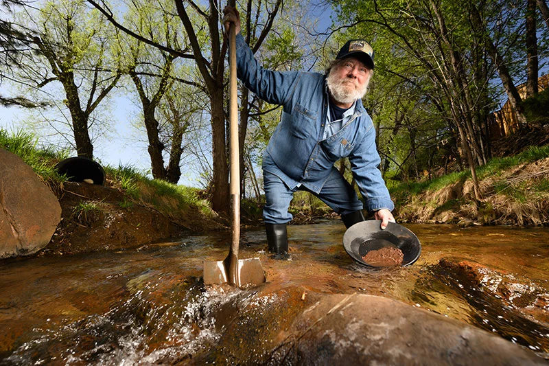 After surgery at UCHealth Memorial Hospital Central, Golden relied on supplemental oxygen and felt limited by the tank. He wasn’t sure pulmonary rehabilitation would help — but it did. Photo by Mark Reis, for UCHealth.