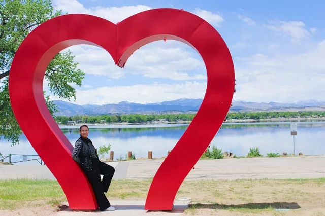 ''De repente, mi vida cambió por completo, pero no mis convicciones ni la forma en que elijo disfrutar los momentos que se me presentan'', escribió Claudia en su diario. En la foto se aprecia el lago Loveland. Foto: Ana Gretchen Robleto, UCHealth.