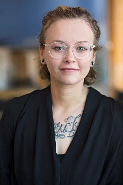 Britt Westmoreland, coordinator and head recovery coach for the Recovery Support Doula Program, uses her experience as a mother in recovery from an SUD to help other pregnant women. Photo by the University of Colorado Anschutz College of Nursing.